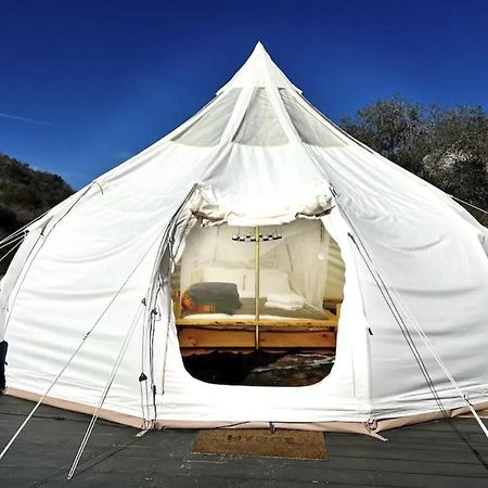 Paradise Ranch Inn - Ecstatic Tent Трі-Риверс Екстер'єр фото